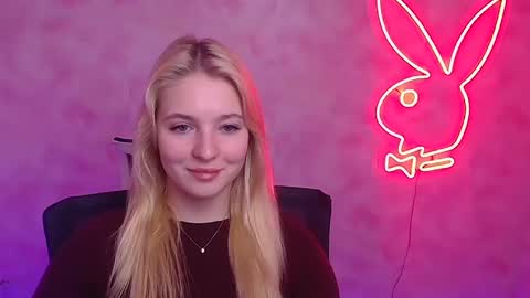 Snapshot of _mila_la_ chatting on February 2025 10:04:01 AM Melanie online show from February 2025 10:04:01 AM