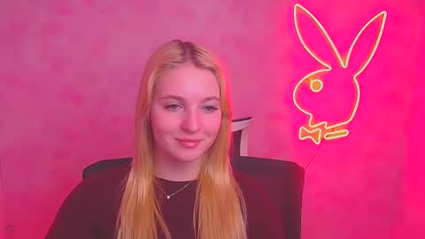 Snapshot of _mila_la_ chatting on February 2025 10:09:02 AM Melanie online show from February 2025 10:09:02 AM