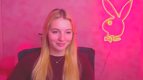 Snapshot of _mila_la_ chatting on February 2025 12:37:01 PM Melanie online show from February 2025 12:37:01 PM