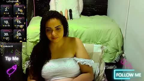 _milf_naughty online show from April 2026 02:23:02 AM