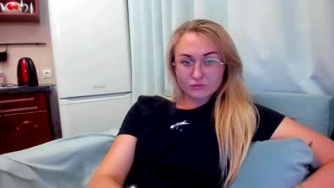Eva online show from September 2025 07:47:02 PM