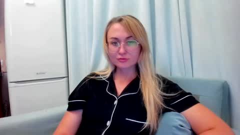 Eva online show from September 2025 07:47:01 PM