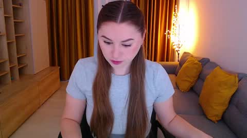 Mia online show from April 2026 05:34:01 AM