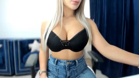 Snapshot of _missperfection_ chatting on January 2025 02:49:02 AM .. my fav tip 1120040012123335 online show from January 2025 02:49:02 AM