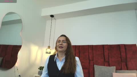 _monaliza_ online show from July 2026 12:51:02 PM
