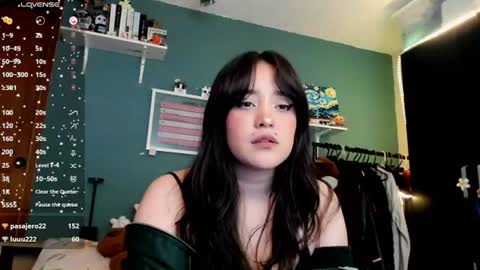 Snapshot of _moon_cake_ chatting on June 2026 02:53:01 AM Next stream 950 pm Colombia time xd online show from June 2026 02:53:01 AM