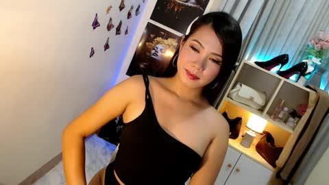 _mysticdoll_ online show from February 2026 01:34:01 AM