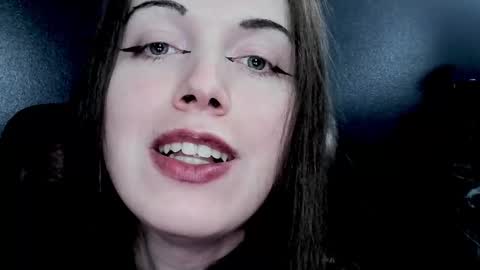 Snapshot of _naamah chatting on November 2025 07:46:02 PM _naamah online show from November 2025 07:46:02 PM