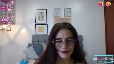 _naomi_s online show from January 2026 01:57:01 PM