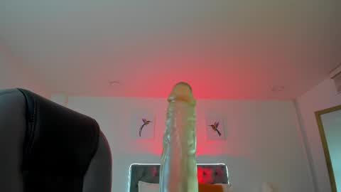 Natalie online show from September 2025 03:41:01 AM