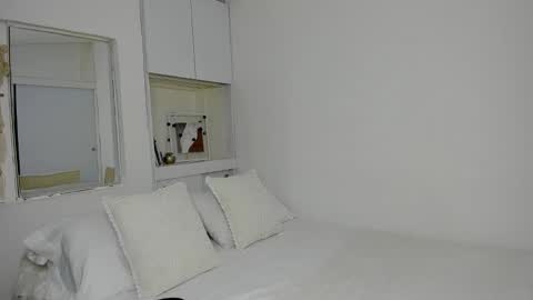 independent model natha online show from November 2025 06:35:02 AM