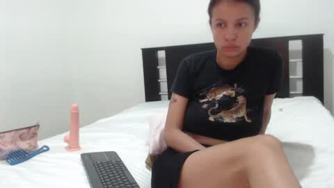 Snapshot of _nathaly_jones chatting on September 2025 12:17:02 PM Nathaly online show from September 2025 12:17:02 PM