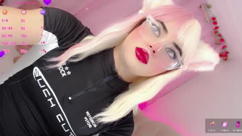 _natsuki online show from February 2025 03:54:01 AM