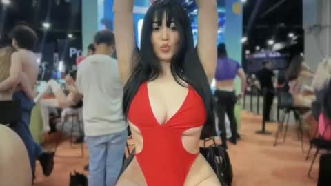 naty19 online show from April 2026 06:45:01 PM