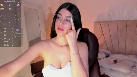 Niah  You can call me Ni or cutie haha online show from January 2025 11:22:02 PM