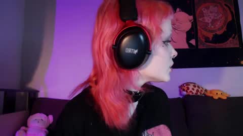Nicole online show from June 2026 07:53:01 PM