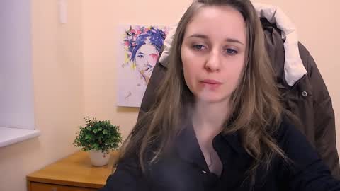 Snapshot of _nicole_new chatting on January 2025 12:29:02 PM Nica online show from January 2025 12:29:02 PM