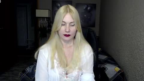 Snapshot of _night_fantasy_ chatting on January 2025 05:45:02 PM Donella online show from January 2025 05:45:02 PM