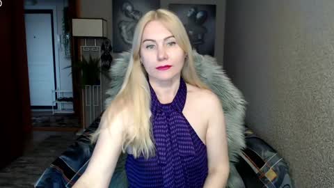 Snapshot of _night_fantasy_ chatting on March 2025 11:27:01 AM Donella online show from March 2025 11:27:01 AM