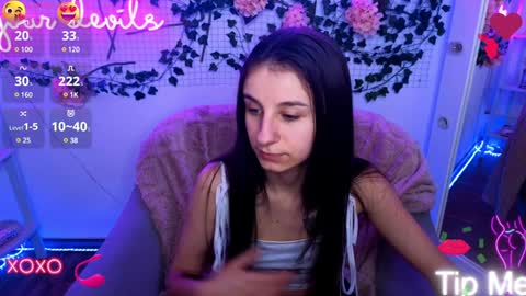 Nika online show from January 2025 02:59:01 PM