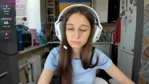 Snapshot of _nika_kik chatting on May 2026 03:31:02 PM Nika online show from May 2026 03:31:02 PM