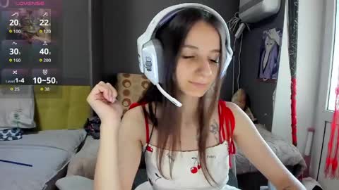 Snapshot of _nika_kik chatting on May 2026 02:02:01 PM Nika online show from May 2026 02:02:01 PM