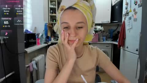 Snapshot of _nika_kik chatting on May 2026 02:58:01 PM Nika online show from May 2026 02:58:01 PM