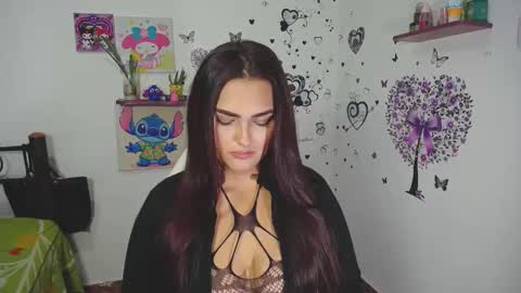 Snapshot of _ninahot chatting on October 2025 11:07:01 PM Nina online show from October 2025 11:07:01 PM