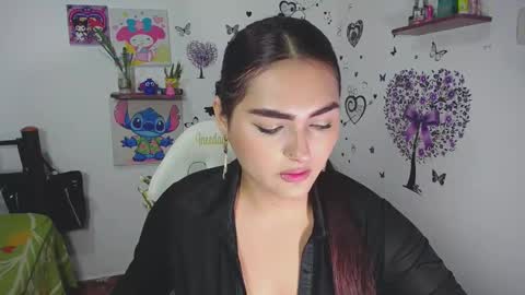 Snapshot of _ninahot chatting on October 2025 05:08:01 AM Nina online show from October 2025 05:08:01 AM