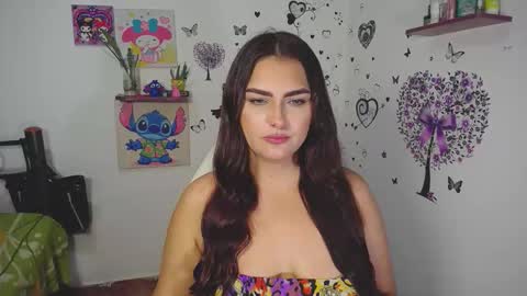 Snapshot of _ninahot chatting on November 2025 05:21:01 AM Nina online show from November 2025 05:21:01 AM