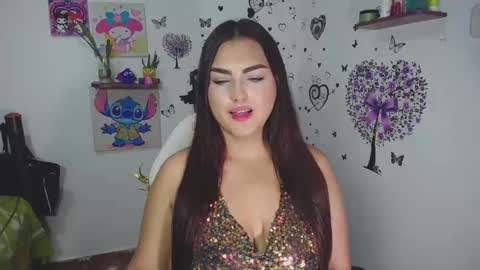 Snapshot of _ninahot chatting on November 2025 05:34:02 PM Nina online show from November 2025 05:34:02 PM