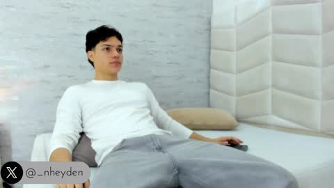 Noah Heyden online show from February 2025 01:48:02 PM