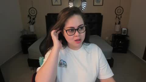 Olivia jones online show from February 2026 11:50:01 AM