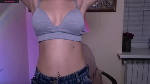 Olivia online show from November 2025 08:58:02 AM