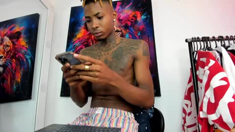 Snapshot of _pantera_09 chatting on December 2024 06:16:01 PM Kevin online show from December 2024 06:16:01 PM