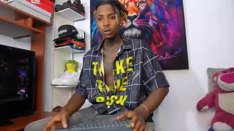 Snapshot of _pantera_09 chatting on September 2025 09:04:02 PM Kevin online show from September 2025 09:04:02 PM
