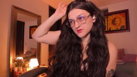 violeta ig  online show from November 2025 04:56:02 AM