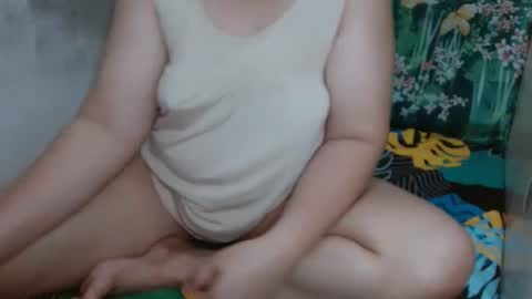 Snapshot of _pinayglamourbum_143xxx_ chatting on March 2025 06:03:01 AM Pinaylovelybum online show from March 2025 06:03:01 AM