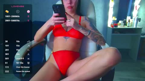 Ilona online show from November 2025 09:57:01 AM