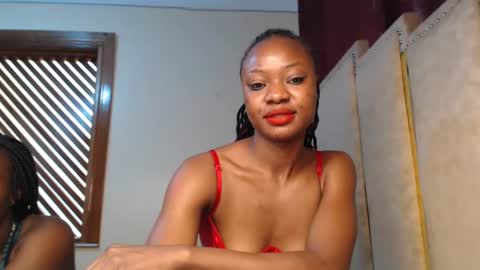 Snapshot of _pixie1 chatting on February 2025 06:12:01 AM pixie online show from February 2025 06:12:01 AM