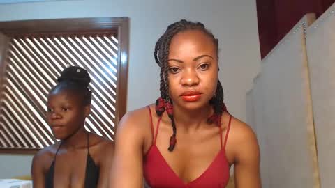 Snapshot of _pixie1 chatting on March 2025 06:03:01 AM pixie online show from March 2025 06:03:01 AM