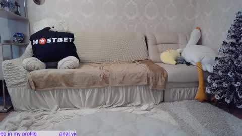 _pretty_fox_ online show from December 2024 05:07:02 AM