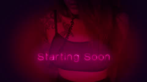 Snapshot of _private_person_ chatting on October 2025 01:54:01 PM HADLY today day-off see u online 0112 online show from October 2025 01:54:01 PM