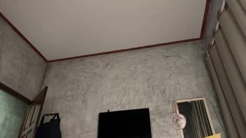 Snapshot of _private_person_ chatting on October 2025 01:44:01 PM HADLY today day-off see u online 0112 online show from October 2025 01:44:01 PM