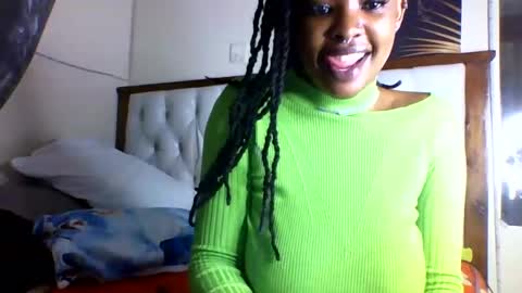 Snapshot of _quenncy98 chatting on March 2025 03:40:01 PM _quenncy98 online show from March 2025 03:40:01 PM
