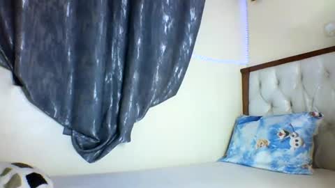 Snapshot of _quenncy98 chatting on March 2025 11:14:02 AM _quenncy98 online show from March 2025 11:14:02 AM