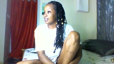 Snapshot of _quenncy98 chatting on September 2025 06:35:01 AM _quenncy98 online show from September 2025 06:35:01 AM