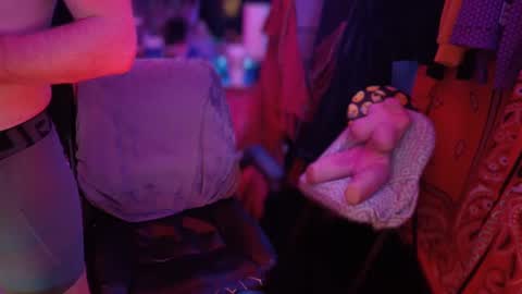 REDxxx online show from February 2025 10:53:02 AM