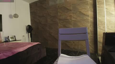 _rose_smith online show from June 2026 02:51:01 AM