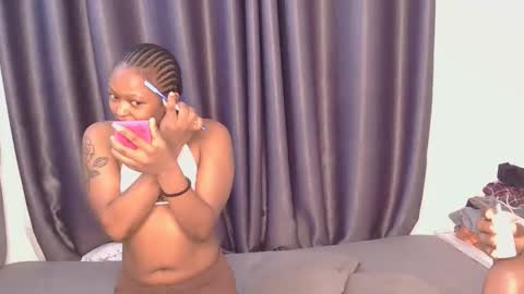  Roxxana online show from April 2026 04:23:01 PM